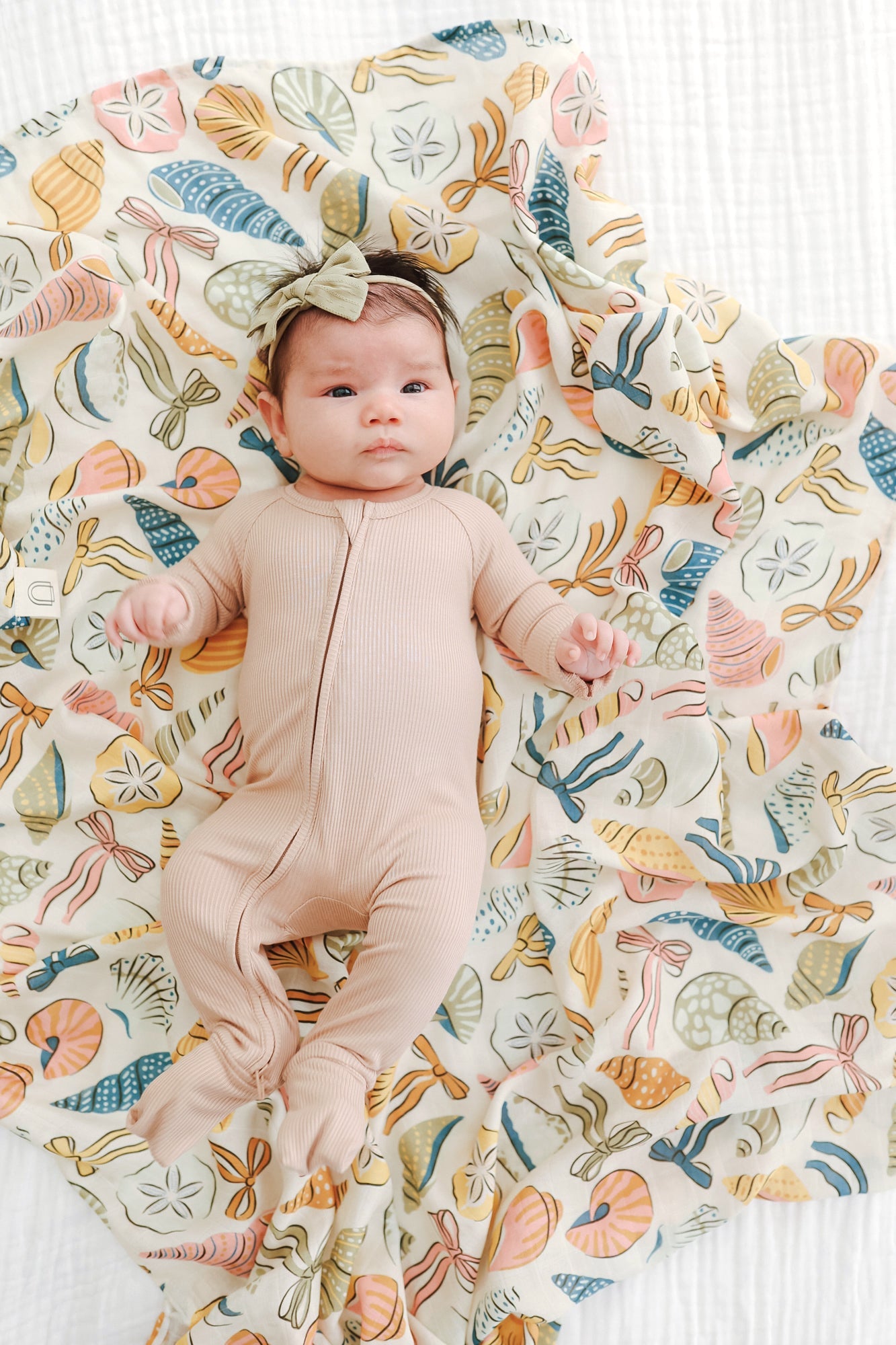 Coastal Bows Muslin Swaddle BlanketMuslin Swaddle BlanketEllie Sue