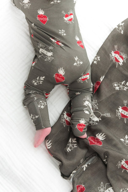 Heart Throb Muslin BlanketMuslin BlanketEllie Sue