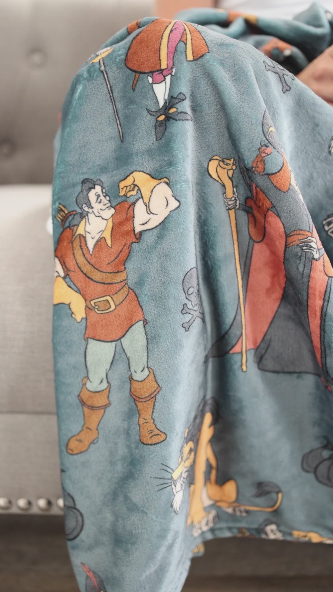 Snow white throw online blanket